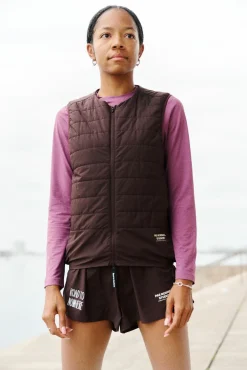 Pas Normal Studios Balance Insulated Vest — Dark Red^Women Gym & Training|Gym & Training