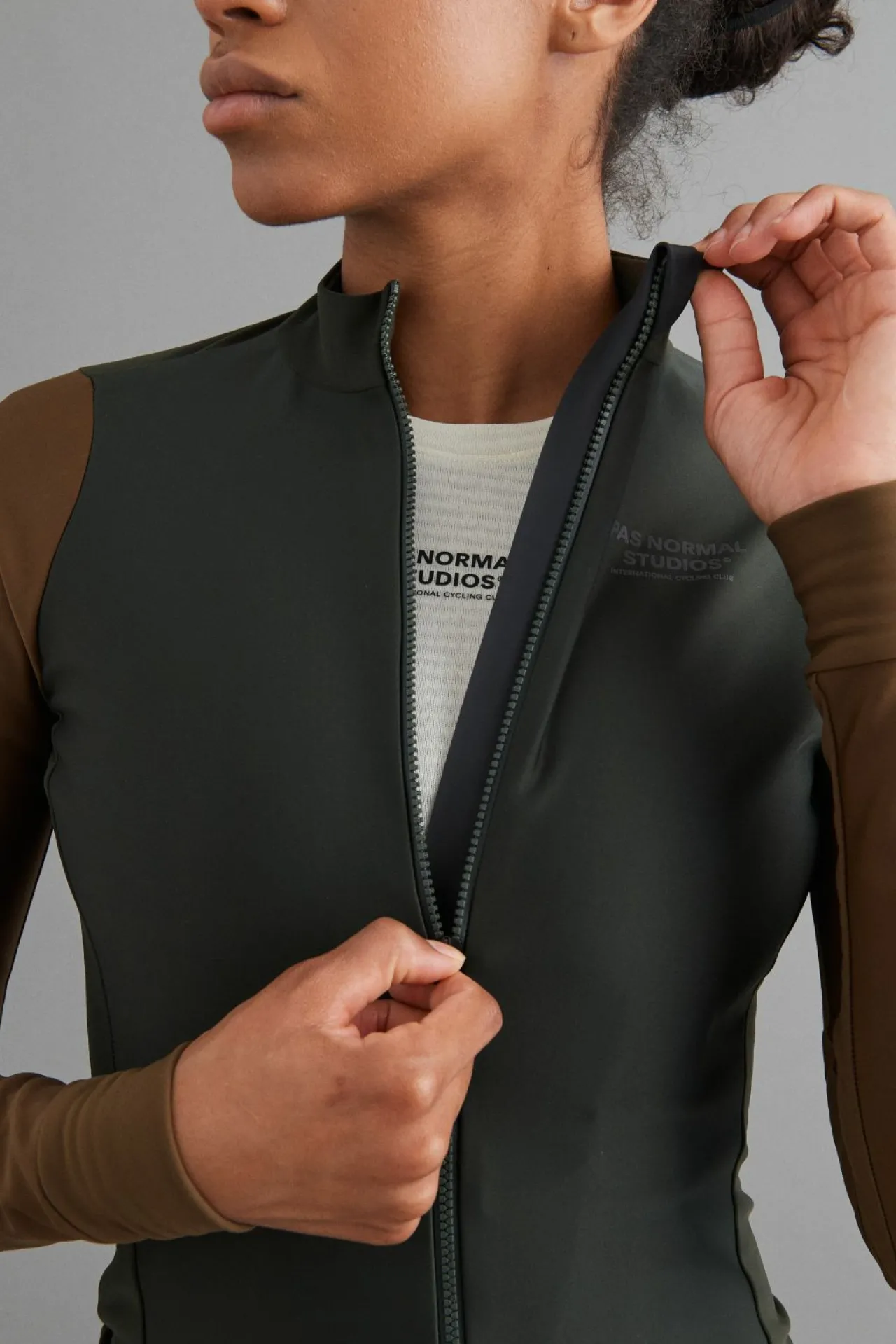 Pas Normal Studios Women's Mechanism Thermal Long Sleeve Jersey — Dark Olive / Army Brown^Women Jerseys