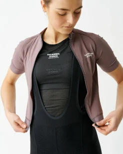 Pas Normal Studios Women's Sleeveless Base Layer — Black^Women Base Layers