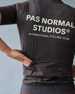 Pas Normal Studios Women's Solitude Jersey — Dark Navy / Light Brown^Women Jerseys