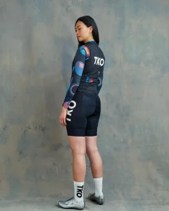 Pas Normal Studios Women's T.K.O. Mechanism Stow Away Gilet — Charcoal^Women Jackets & Gilets