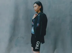 Pas Normal Studios Women's T.K.O. Mechanism Stow Away Jacket — Charcoal^Women Jackets & Gilets