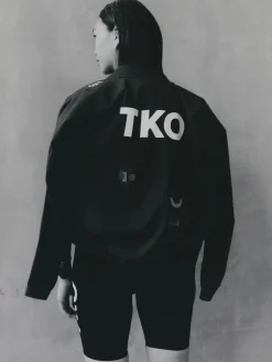 Pas Normal Studios Women's T.K.O. Mechanism Stow Away Jacket — Charcoal^Women Jackets & Gilets